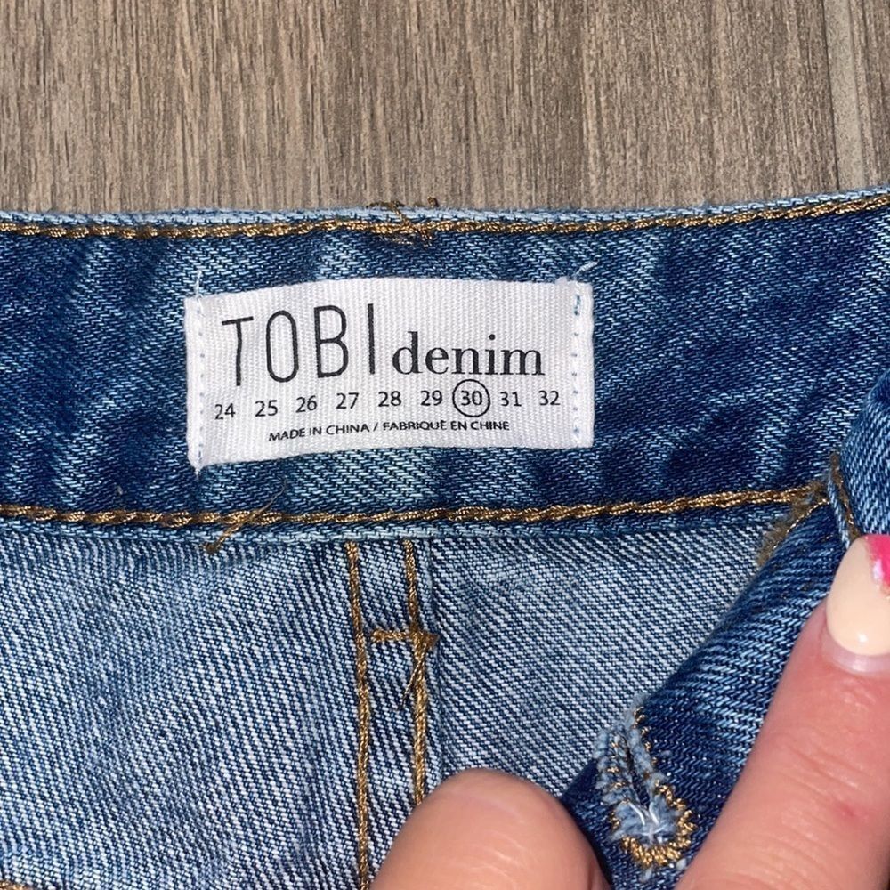 Jean Shorts - Picture 2 of 3